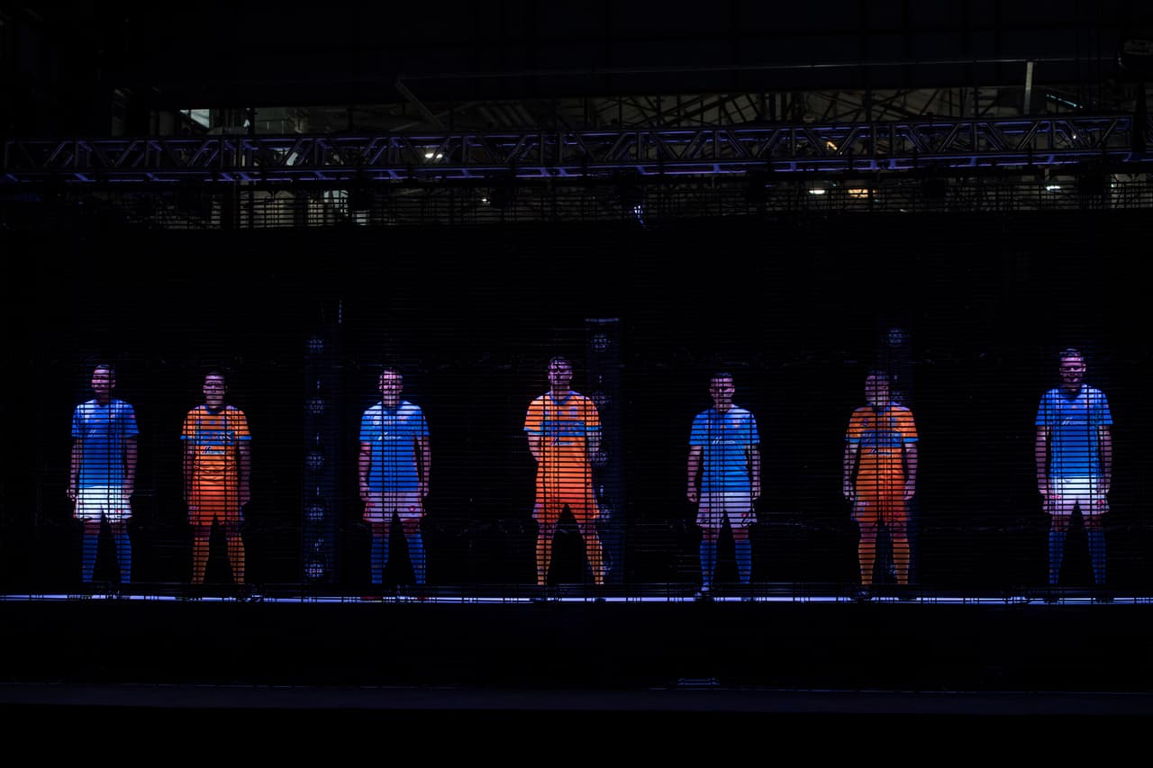 Los uniformes abrieron una alternativa al tradicional color amarillo.