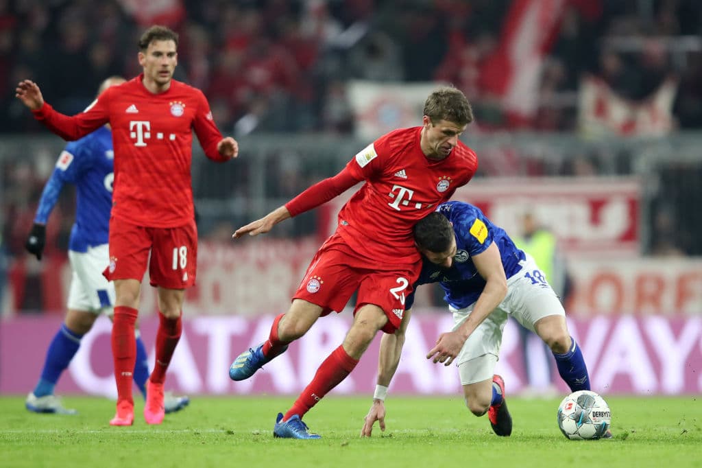 Con goles de Robert Lewandowski, Thomas Mueller, Leon Goretzka, Thiago Alcántara y Serge Gnabry, Bayern Múnich golea 5-0 al Schalke 04.