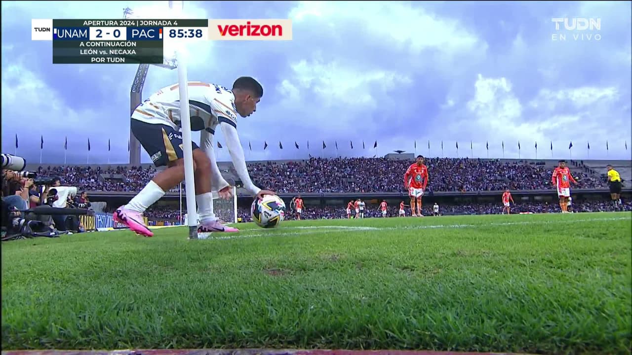 ¡TIRO ATAJADO! disparo por Rodrigo López.