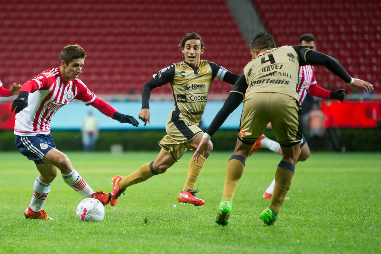 Las Chivas son penúltimos en la porcentual en este momento, una posición por debajo de la situación de hace un año, salvo que ahora el colchón de salvación se llama Dorados y que tienen el camino más a modo que con Leones Negros.