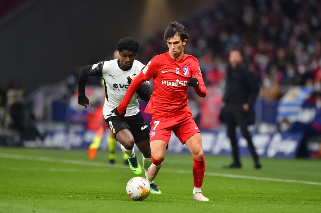 Los goles de Ángel Correa (90+1') y Mario Hermoso (90+3'), el Atlético de Madrid logra lo imposible y vencen 3-2 al Valenciatras haber arrancado el partido perdiendo 0-2.
