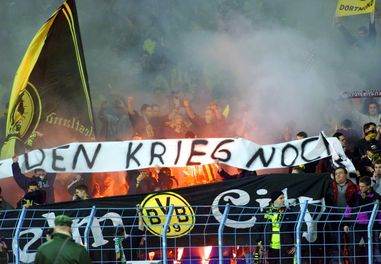 Cada que se enfrentan el estadio está lleno, no importa dónde se juegue y es que ambos equipos tienen grandes aficiones.