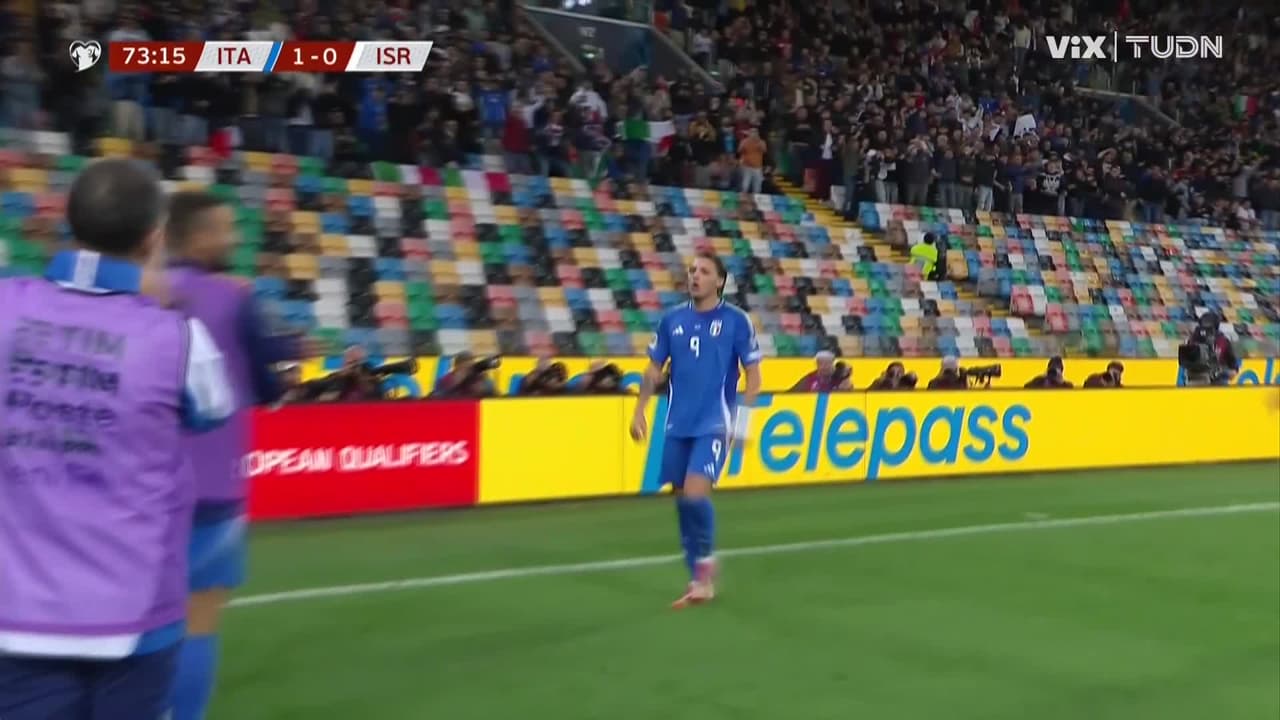 ¡Golazo de Italia! Mateo Retegui la cuelga en el ángulo para una joya