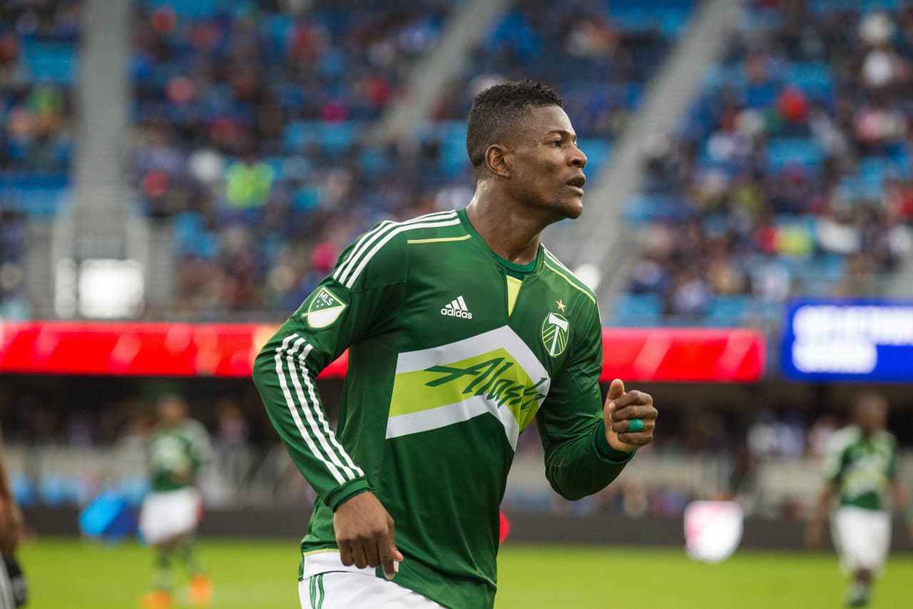 Dairon Asprilla regresa al fútbol colombiano.