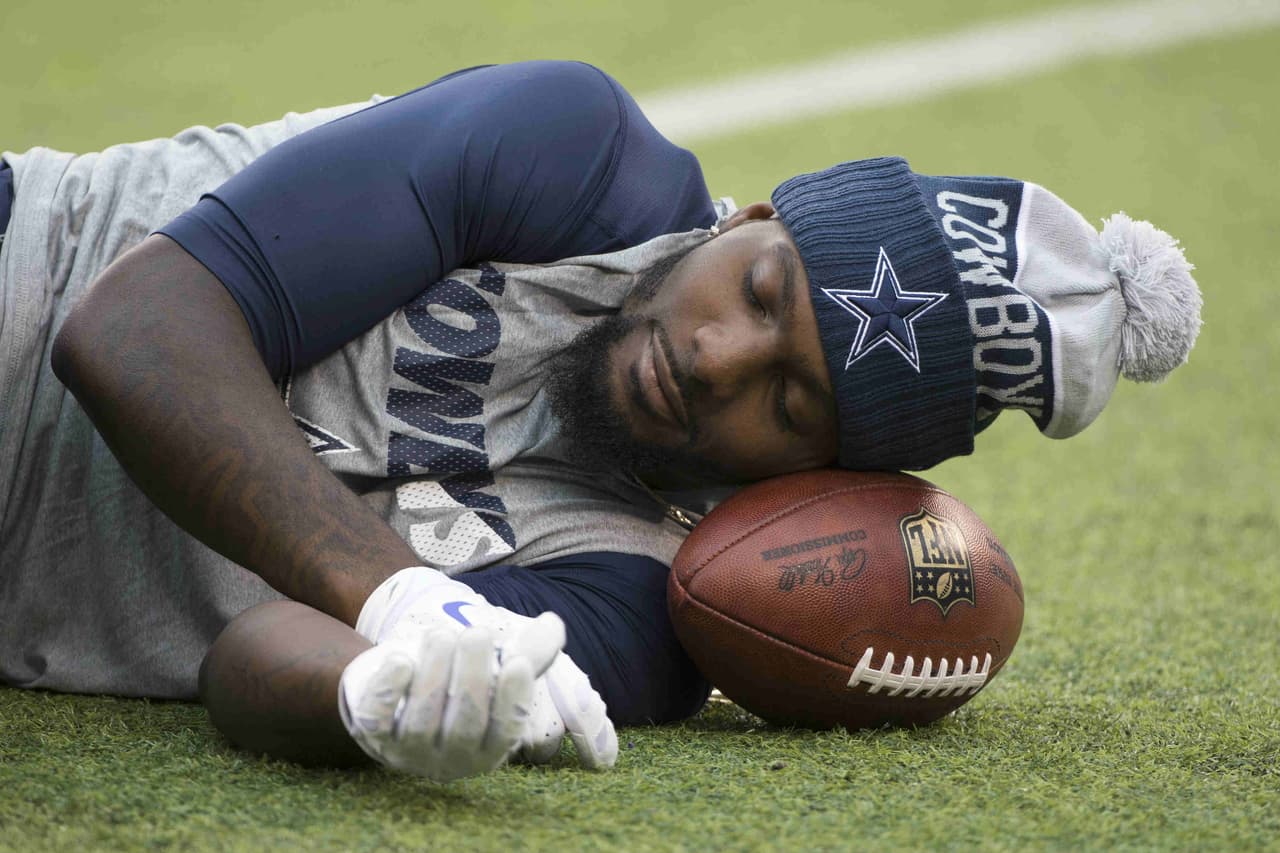 4. Las 4 derrotas consecutivas de los Dallas Cowboys no son culpa de las lesiones de Tony Romo y Dez Bryant, tampoco de la agencia libre que se llevó a DeMarco Murray, menos de Brandon Weeden y Matt Cassell o la indisciplina de Greg Hardy. Dallas no tiene un nucleo sólido de jugadores, depende de algunos que si faltan, todo se viene abajo.