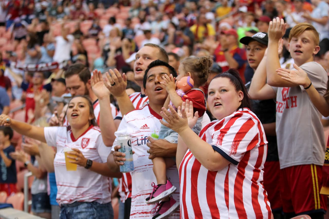 Y la afición reconoce la buena trayectoria de su equipo.
<br>