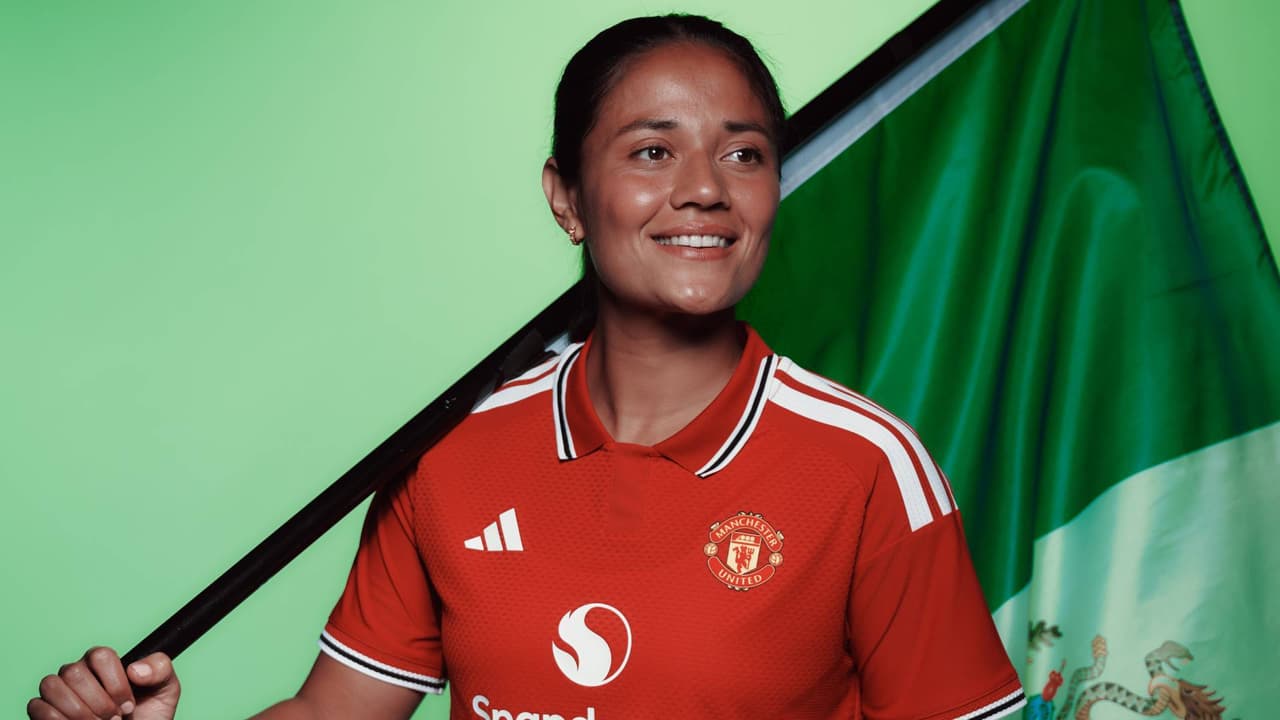 ¿Cuándo es el posible debut de Rebeca Bernal con Manchester United?
