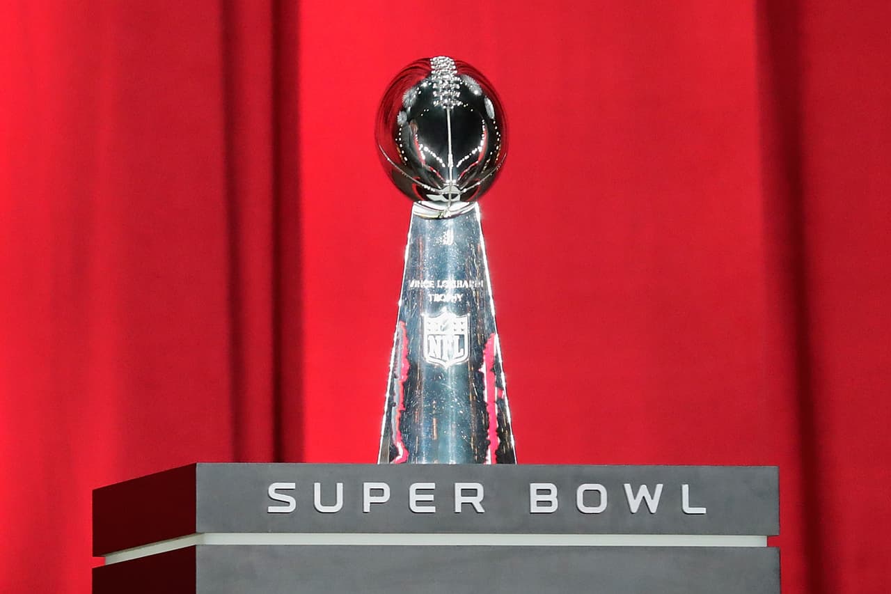 El Super Bowl, conocido en español como el 'Súper Tazón', es la gran final del campeonato de la NFL (National Football League).
