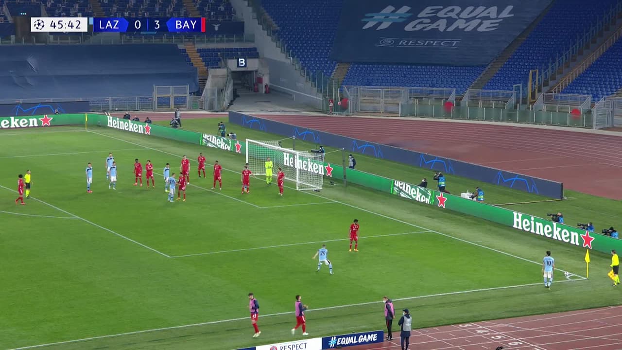 ¡AUTOGOL! de Francesco Acerbi para FC Bayern München.