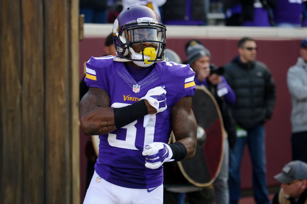 Jerick McKinnon, San Francisco 49ers, $30 millones de dólares.