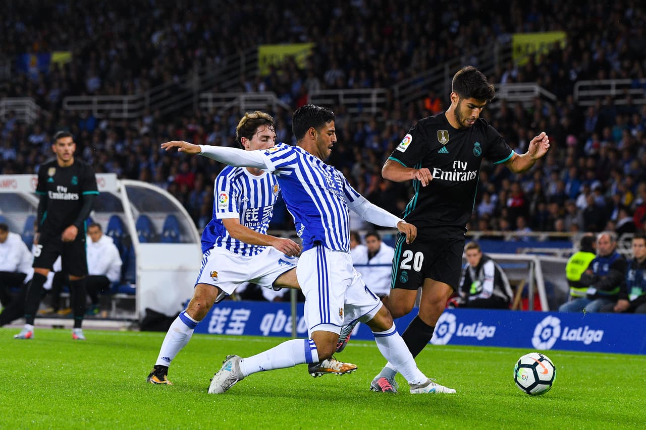 <b>Domingo 5 de noviembre - 12:30 p.m.CT / Real Sociedad vs. Eibar: </b>Carlos Vela sigue sin tener protagonismo en el equipo de San Sebastián. En este miniderbi vasco podría jugar tras estar ausente en la Europa League.
