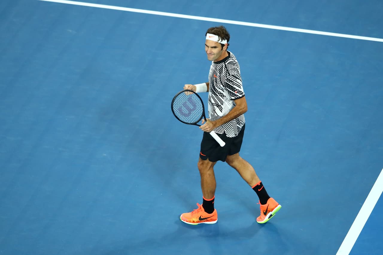 Federer había ganado antes a Berdych en estas mismas pistas en 2008, 2009, y el año pasado, pero nunca de esta forma tan contundente. El suizo se enfrentará en octavos con el japonés Kei Nishikori que despachó al eslovaco Lukas Lacko, por 6-4, 6-4 y 6-4 en dos horas y 11 minutos.