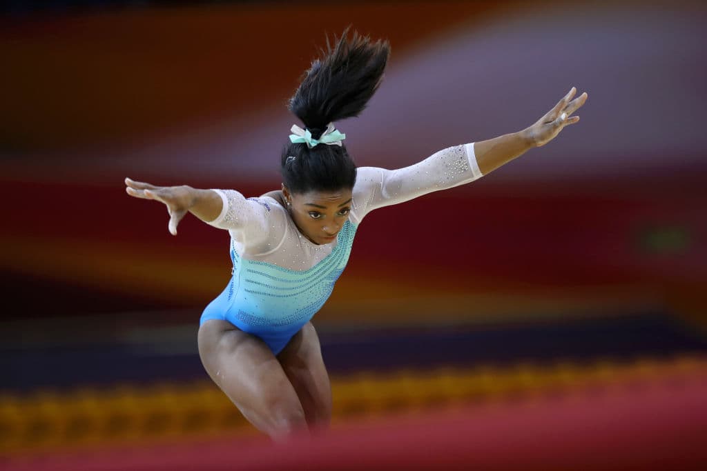 La reina de la gimnasia artística no necesitó la perfección para superar al resto.
