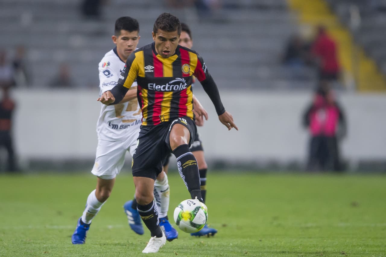 El equipo de casa dejó una grata impresión pero al final no tuvo los argumentos para hacerle daño a unos Pumas que sin jugar su mejor partido, sacaron el triunfo en patio ajeno.