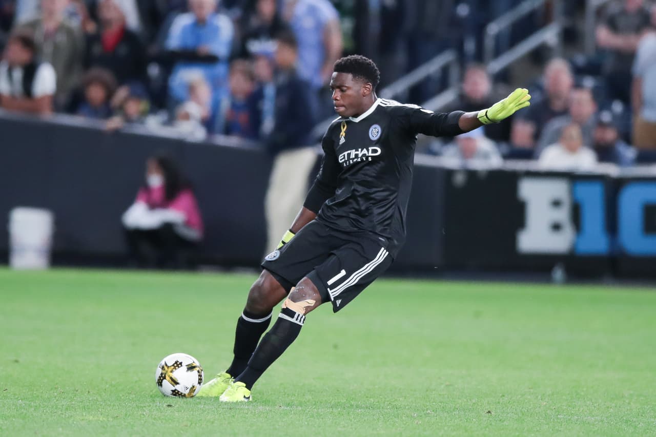 Sean Johnson vuelve a estar en la portería del XI ideal de la semana. El arquero de New York City FC impidió el sábado que la victoria de Portland Timbers fuera superior ante el cuadro celeste. (USA Today Images)