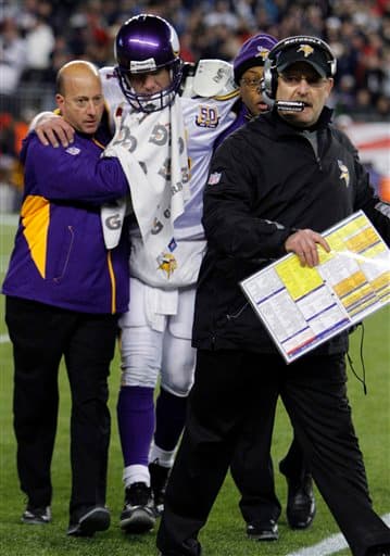 Los Green Bay Packers reconocieron la trayectoria del ex QB Brett Favre en su anillo de honor y NFL.com/Español se dio a la tarea de recolectar las mejores imágenes de su carrera y su trayectoria hacia la inmortalidad (AP-NFL).