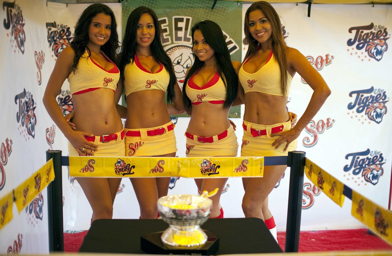 La belleza de las porristas en la fecha 3