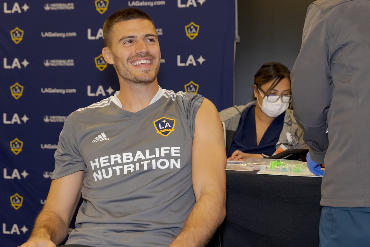 Como ocurrió con otros planteles de MLS, a LA Galaxy le tocó el turno.