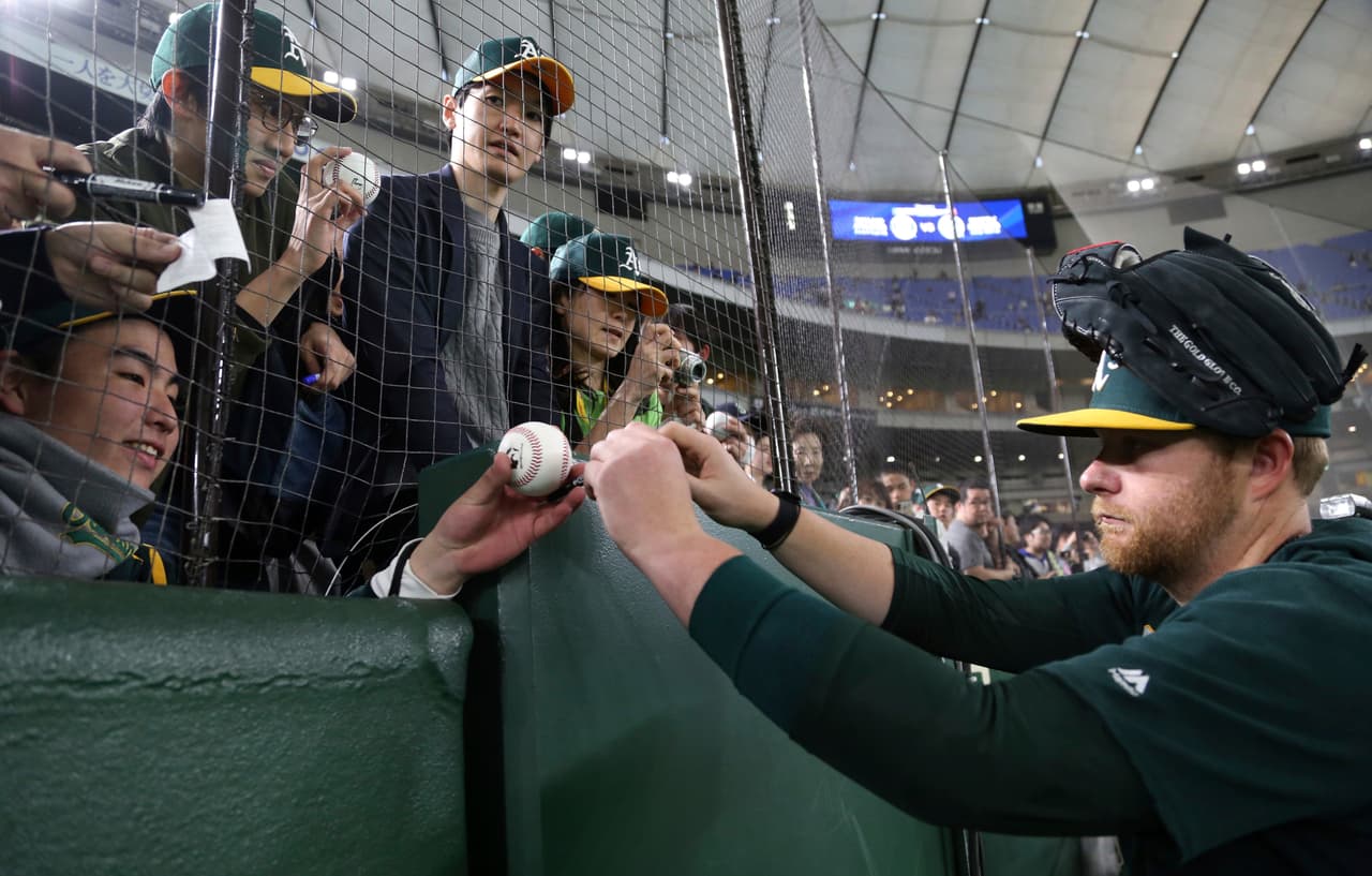 Este miércoles, en el Tokyo Dome, se dio inicio a una nueva temporada de la Major League Baseball (MLB) con el triunfo entre los Seattle Mariners y los Oakland Athletics por 9-7. Fue el primero de los dos juegos planeados en Japón en esa Serie Inaugural y la afición asiática respondió de la mejor manera.