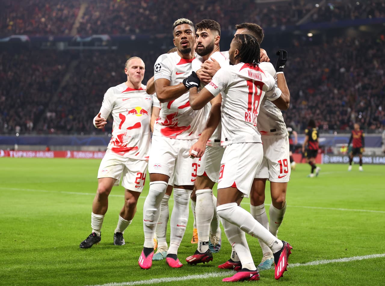El Leipzig empató 1-1 con el Manchester City con goles de Riyad Mahrez (27') y de Joško Gvardiol (70'), mientras que el Inter de Milán rescató el empate ante el Porto con un gol de Romelu Lukaku en la ida de los Octavos de Final de la UEFA Champions League.