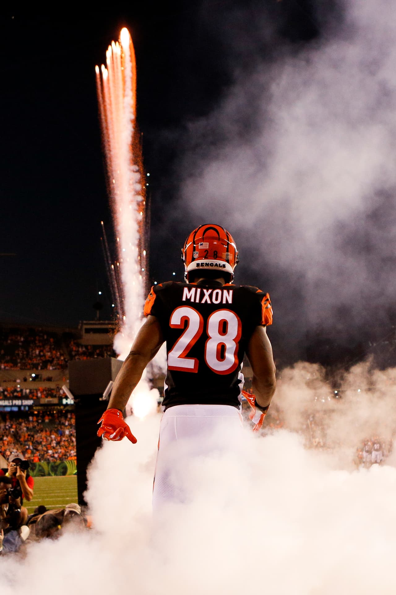 La pirotécnia encendió la alegría en el estadio Paul Brown de Cincinnati.