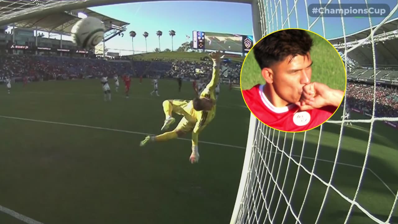 ¡Golazo del Toluca, Jesús Gallardo saca cañonazo y lo manda a las redes!