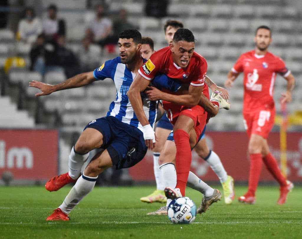 Mehdi Taremi y Sérgio Oliveira fueron los encargados de marcar en la victoria 1-2 sobre el Gil Vicente.
