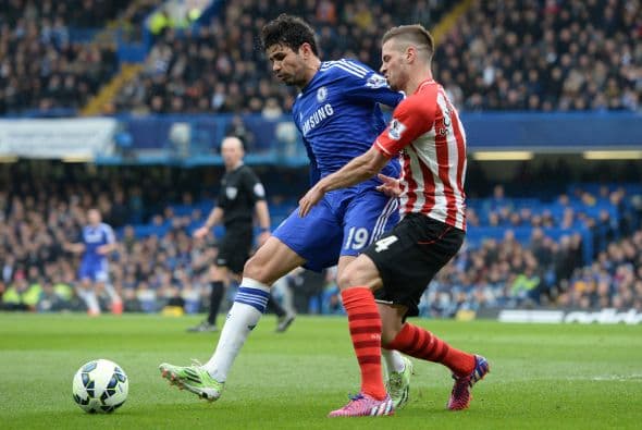 Southampton se aplicó en defensa y secó el ataque de los dirigidos por Mourinho quienes se tuvieron que conformar con el empate.