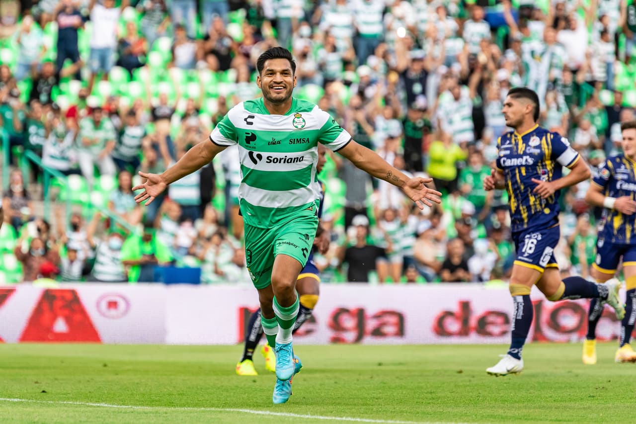 Santos impuso condiciones y sacó una contundente victoria ante el San Luis que tuvo una noche para el olvido.