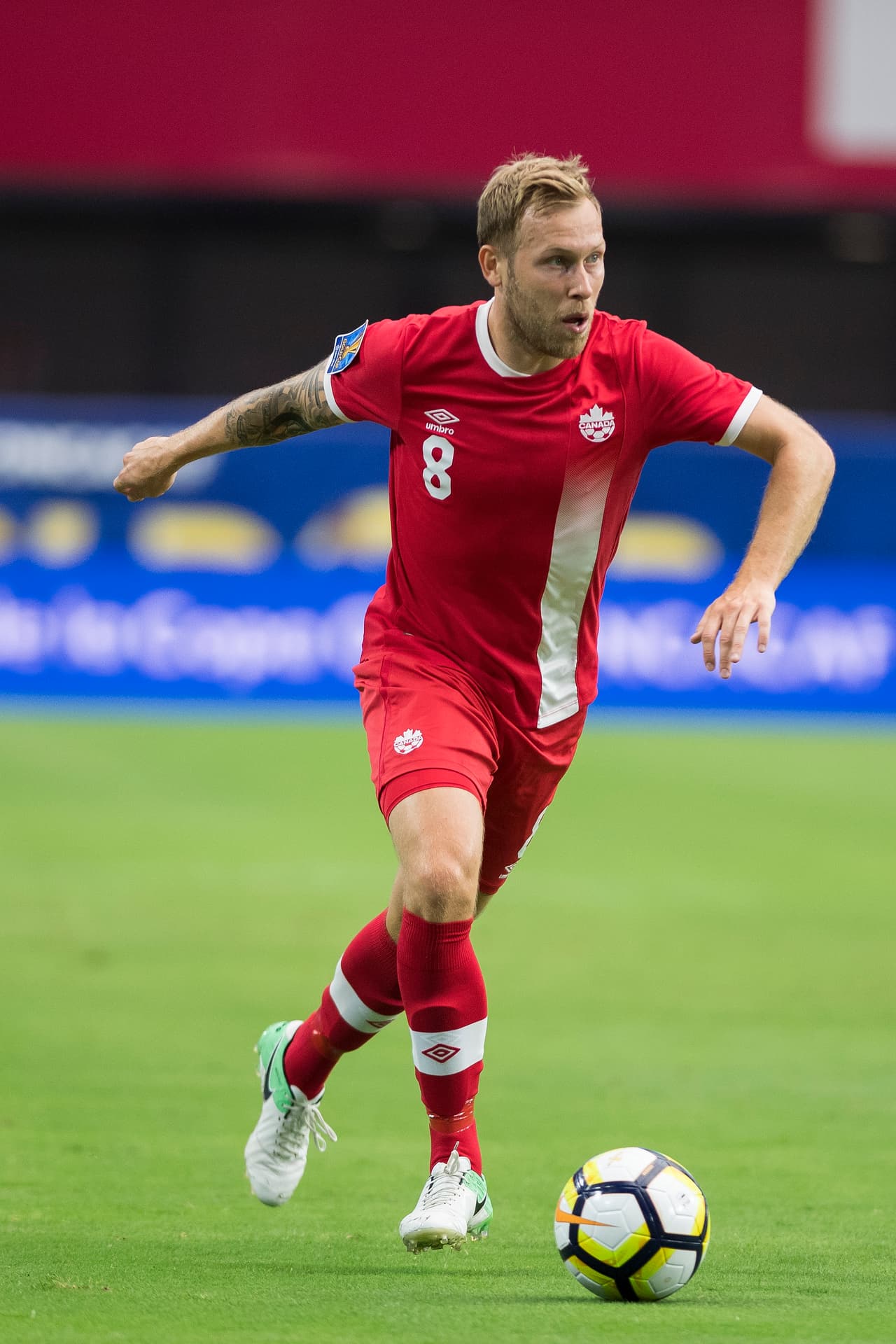 Scott Arfield (Canadá): un gol.