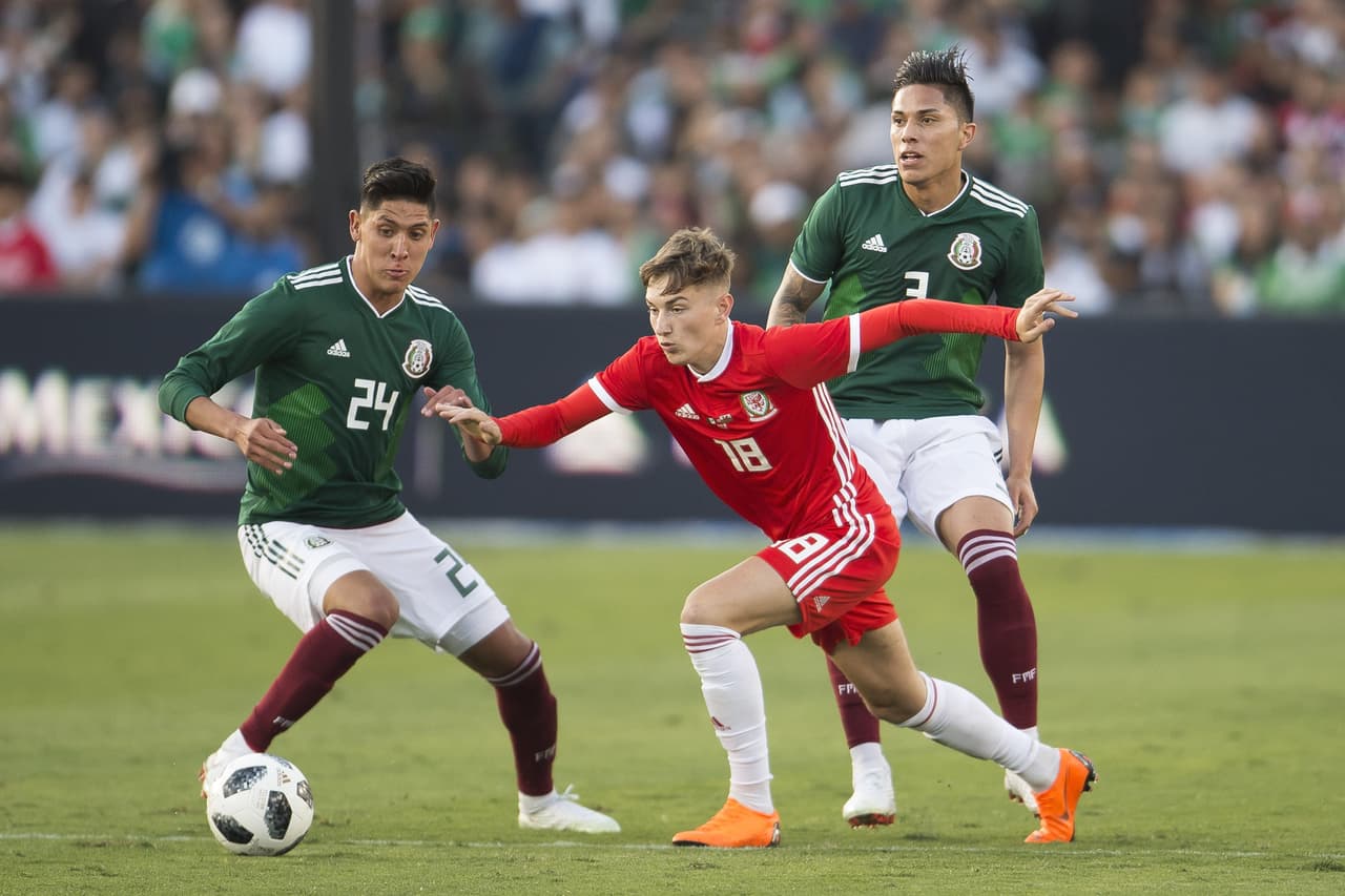 Gales también probó jugadores y talentos jóvenes en el partido contra México.