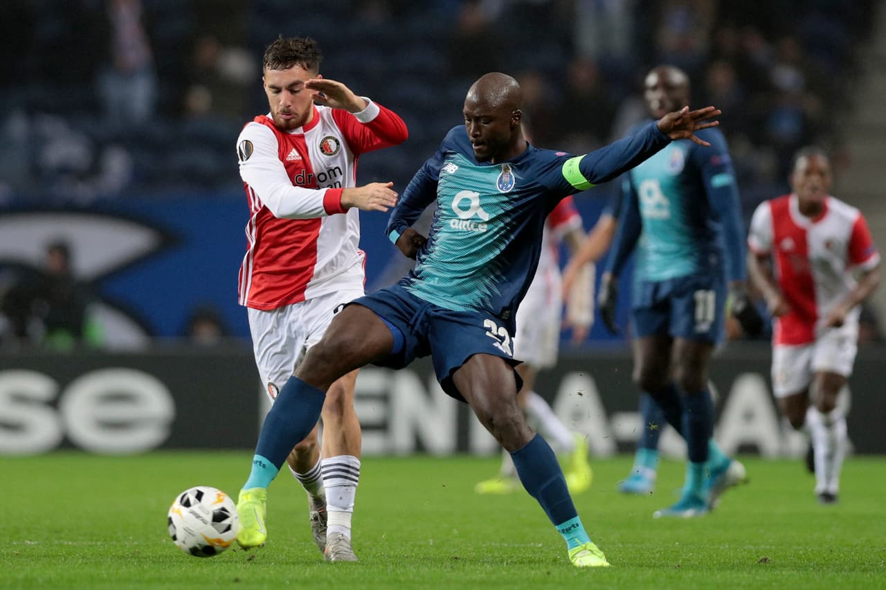 Con goles de Luís Díaz, autogol de Tyrell Malacia y gol de Francisco Soares, Porto gana y clasifica como líder del grupo G.