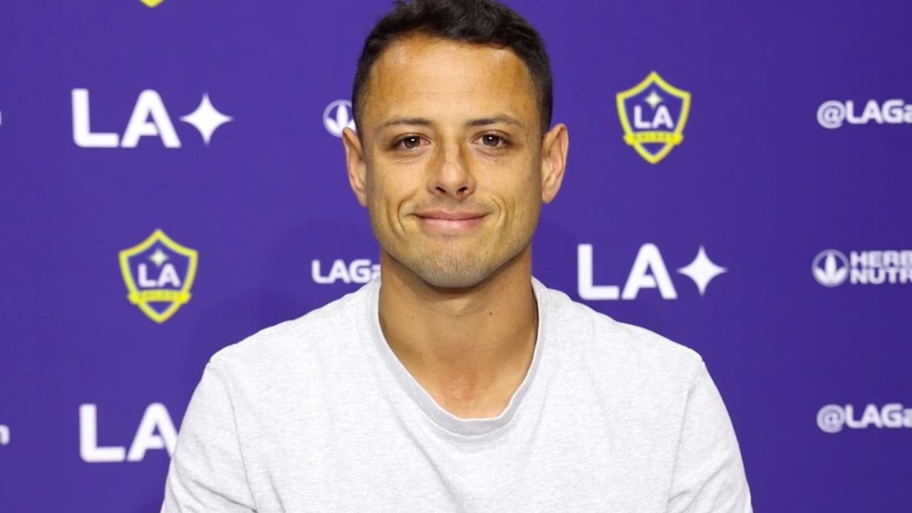 Chicharito desea regreso al Tri, pero reitera que "no está en sus manos"