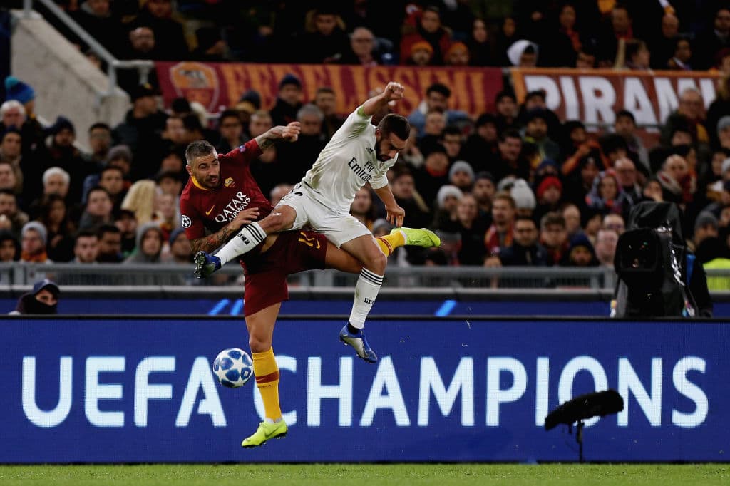 Luego de un 0-0 tras el primer tiempo, el Madrid anotó dos goles en la parte complementaria para superar 2-0 al equipo romano para vencer en el Olímpico a su rival italiano.