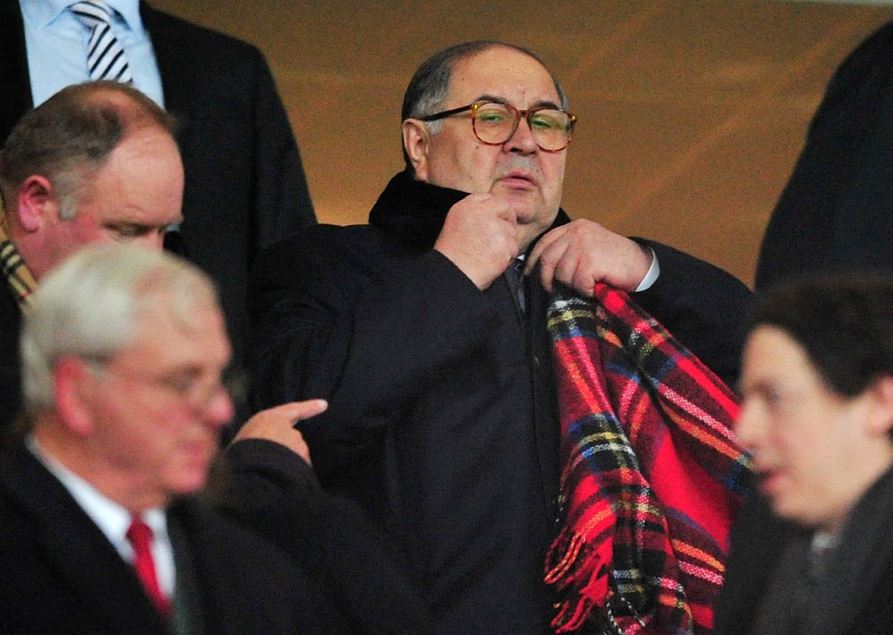 Desde el 2007 el ruso-uzbeko Usmanov tiene acciones del Arsenal, las cuales ha querido expandir tras presenciar los fracasos del equipo en la Champions.