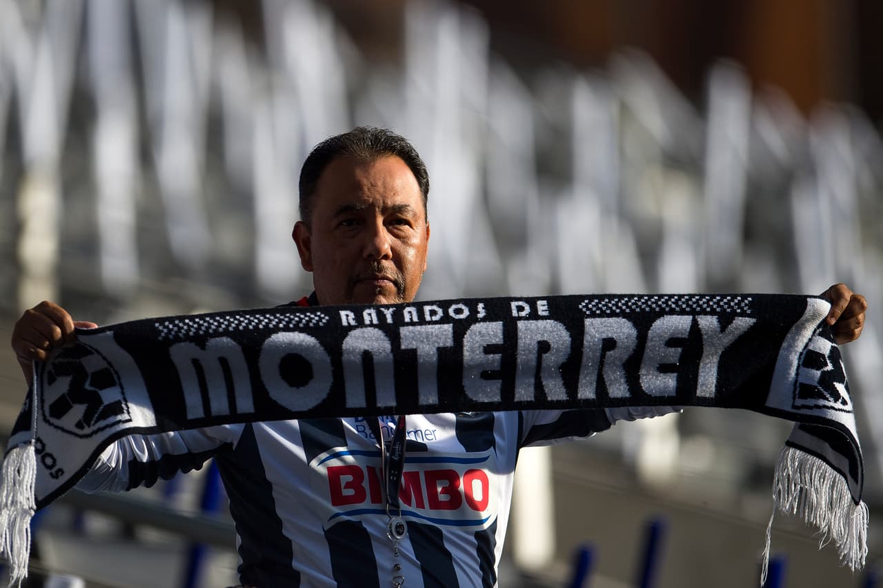 Todo listo para la Gran Final del fútbol mexicano y la afición llegó desde temprano para apoyar a su equipo con sombreros, maquillaje, banderas y mucha pasión.