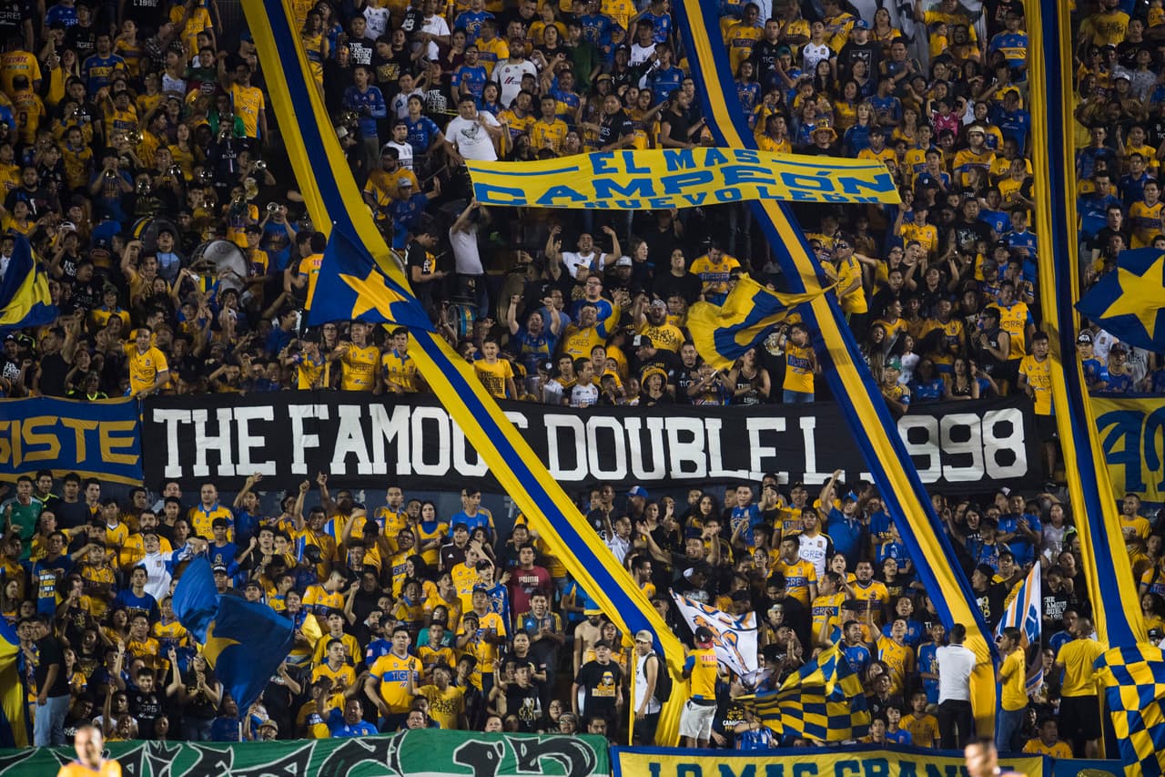 La afición de Tigres no defraudó y se acercó en buen número al estadio para acompañar a equipo en busca de la clasificación.