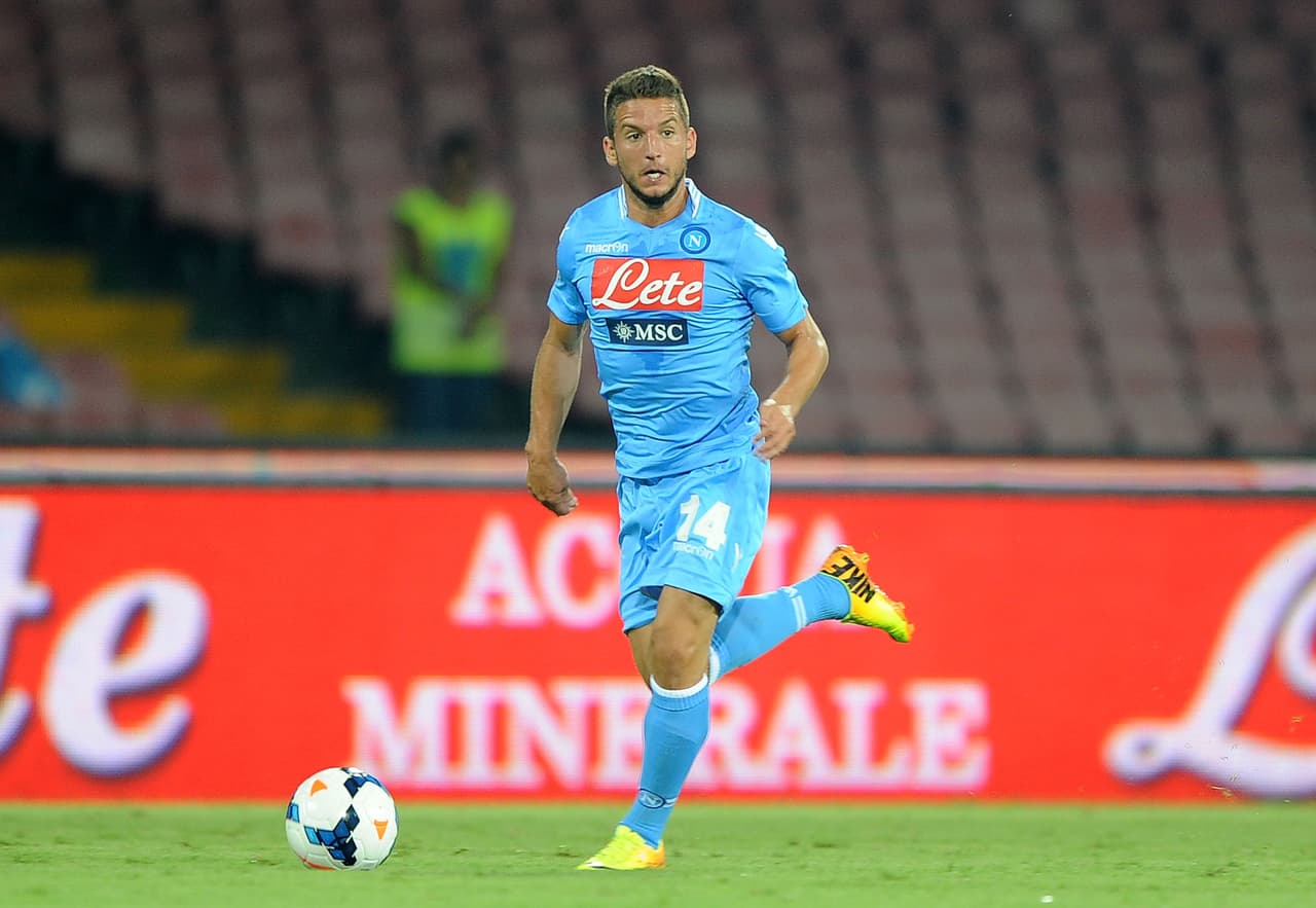 El siguiente en la lista es Dries Mertens, quien con Sarri dio un salto definitivo cuando empezó a jugar como delantero tras la lesión de Milik.