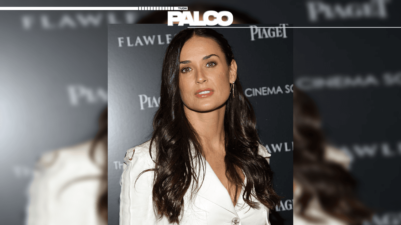 Demi Moore luce sorprendente cambio de rostro en desfile de modas | La actriz compartió pasarela con supermodelos y el cambio en sus facciones causó revuelo en redes.