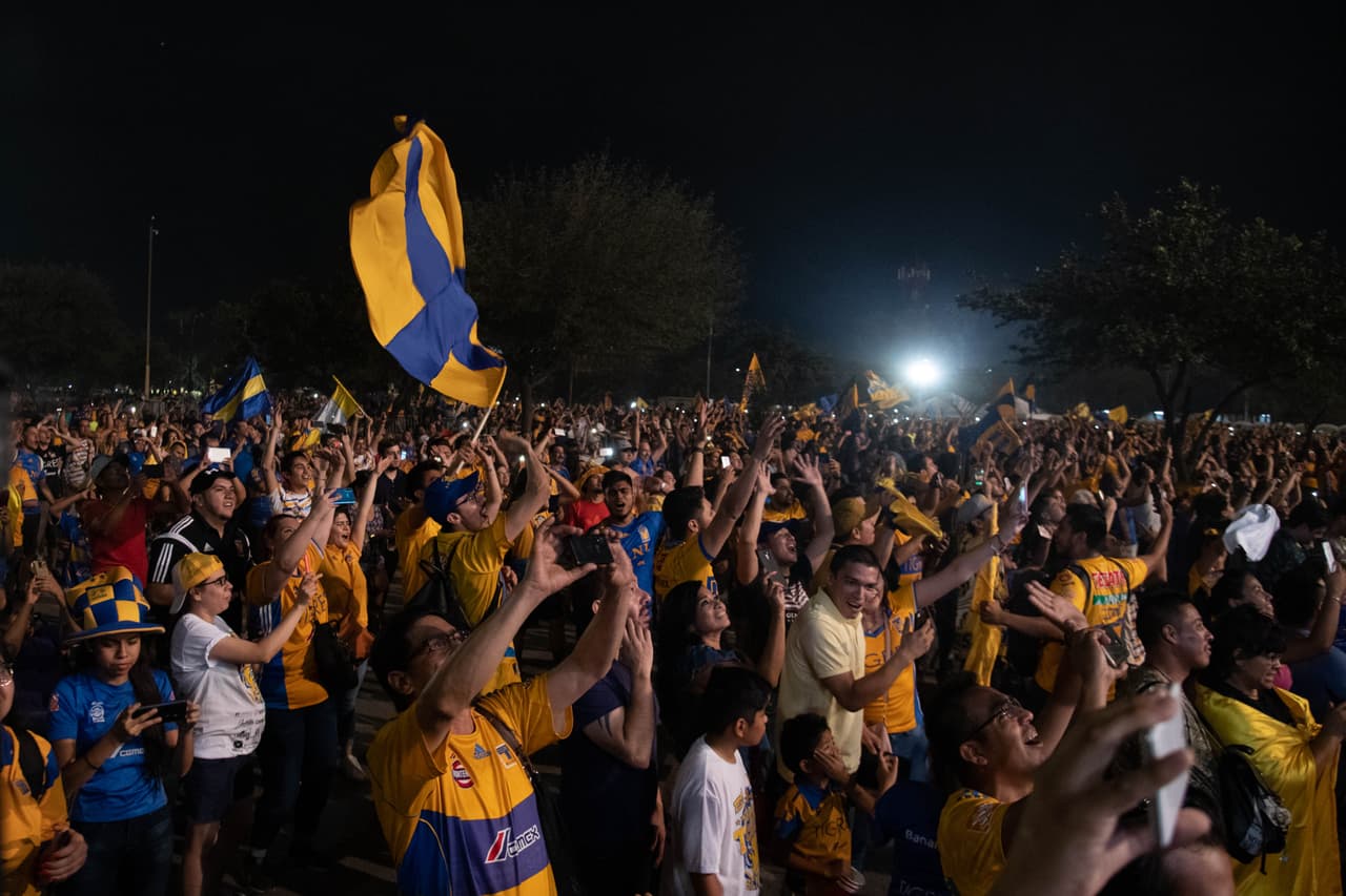 Los fanáticos de Tigres disfrutaron el partido ante León y celebraron la conquista de su séptimo título en la historia de la Liga MX.