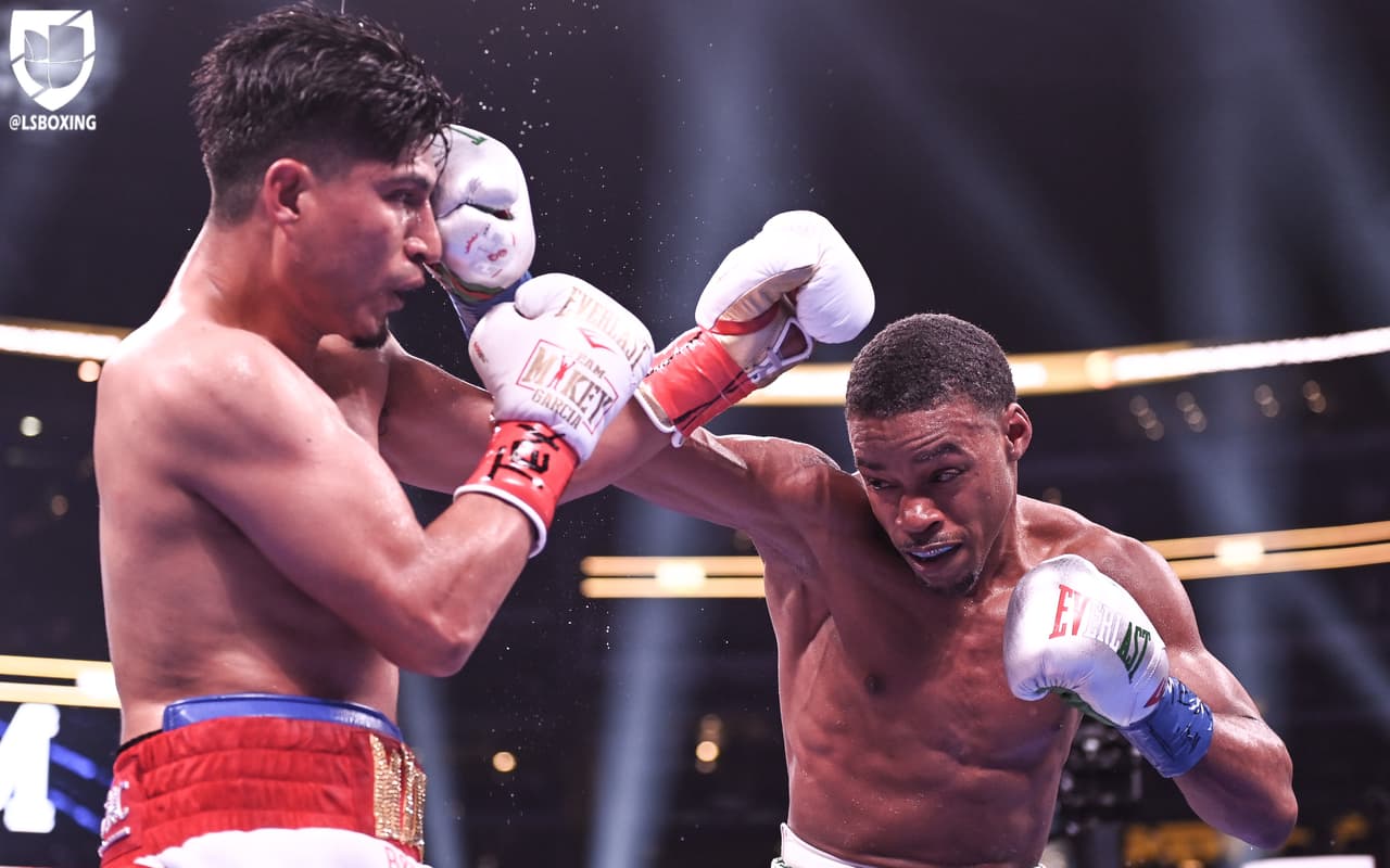 Durante toda la contienda, García no pudo ni supo cómo quitarse la letal izquierda de Spence Jr. Por momentos parecía una simple sesión de sparring para el monarca.