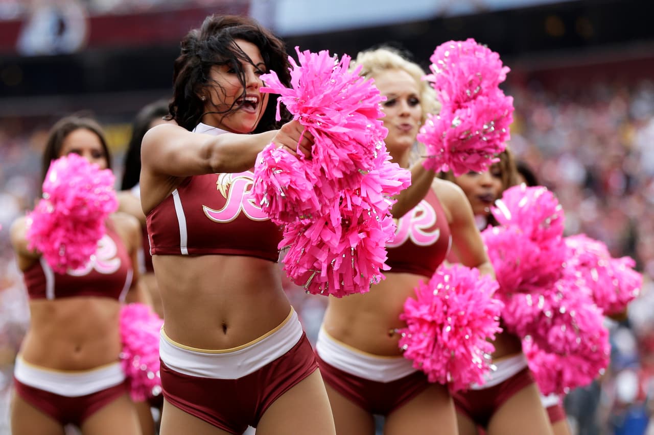 Son hermosas, tienen energía y sus bailes le dan alegría al ambiente en los estadios de la NFL: sin duda, las porristas tienen un papel muy especial para el espectáculo del fútbol americano.