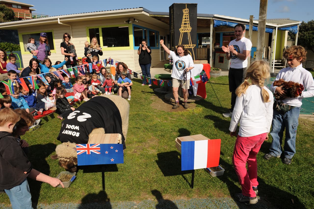 Aparecieron otros animales que de manera infructuosa fallaron en su intento de replicar a Paul.