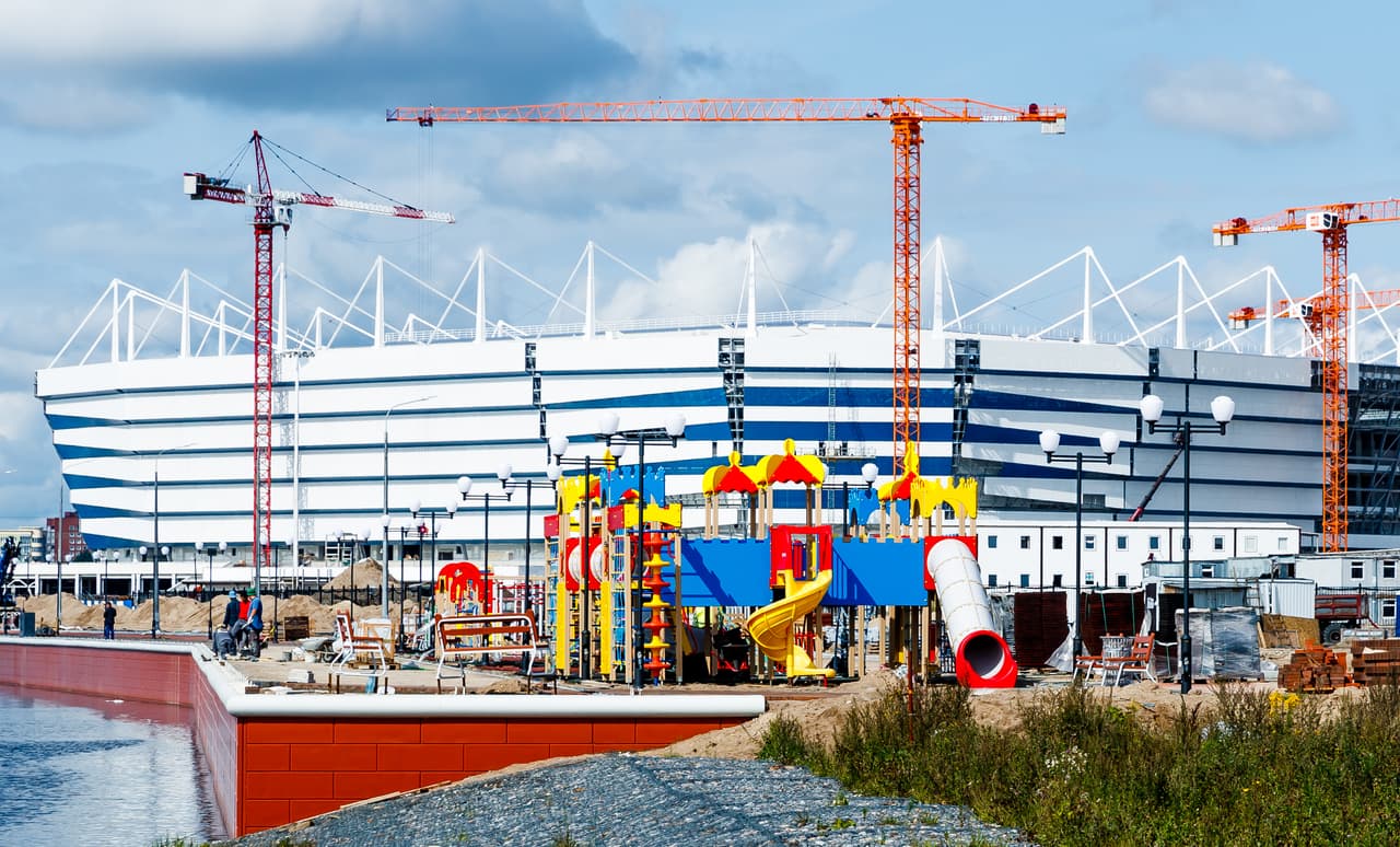 La idea del escenario es que al estar cerca del río Peregolya tenga beneficios turísticos dentro de la ciudad.