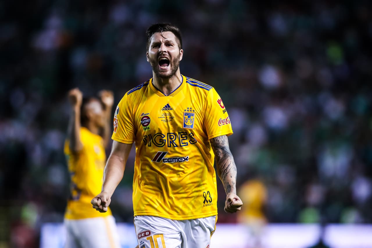 <b>Delantero: Andre-Pierre Gignac</b>. Aunque estuvo lesionado una buena parte de la temporada, el delantero francés anotó siete goles, tuvo 51 remates, 22 balones recuperados en área ajena y un 78 por ciento de efectividad en sus pases. El galo logró un título más con Tigres desempeñando un rol importante en el equipo regio.