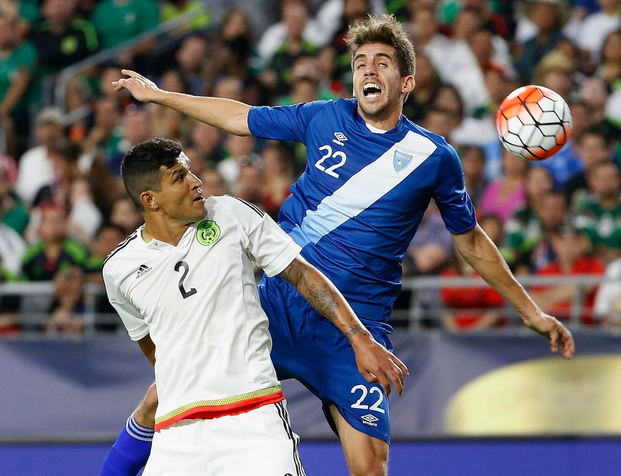 Francisco Rodriguez: El ‘Maza’ cortó varios balones por alto y también a nivel de césped, el pecado del zaguero fue hacer entradas temerarias que pudieron ser de amarilla y al final afectar a México. Calificación: 6.