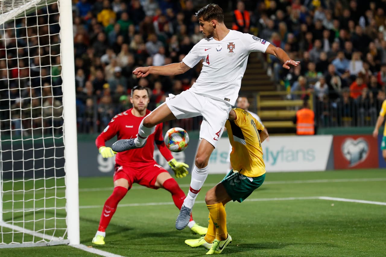 Lituania 1-5 Portugal
