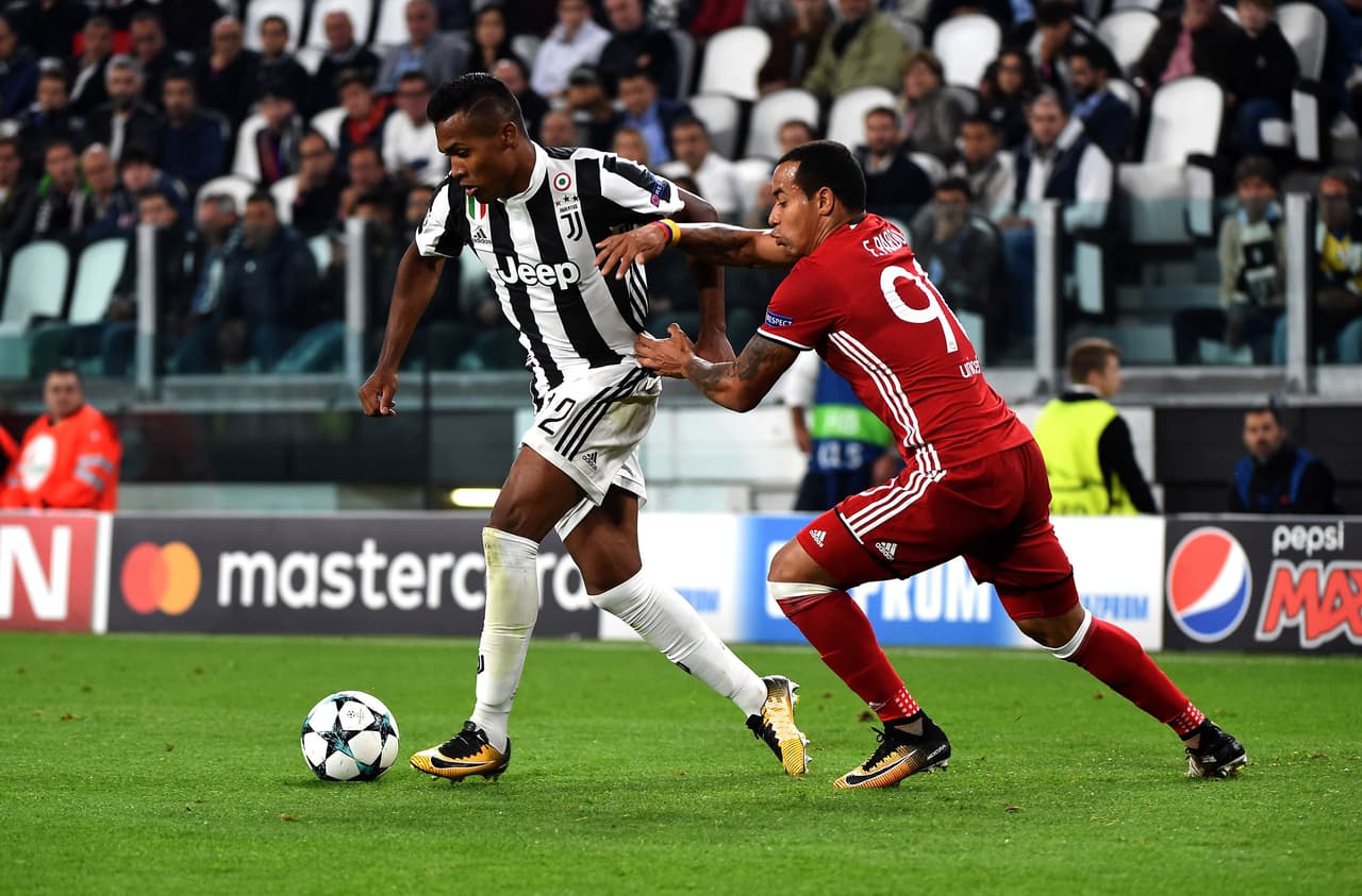 Juventus va en busca de un triunfo contra Olympiacos en Grecia que lo clasifique a octavos de final. Incluso el empate o la derrota, si no gana Sporting en España, lo lleva a siguiente fase.