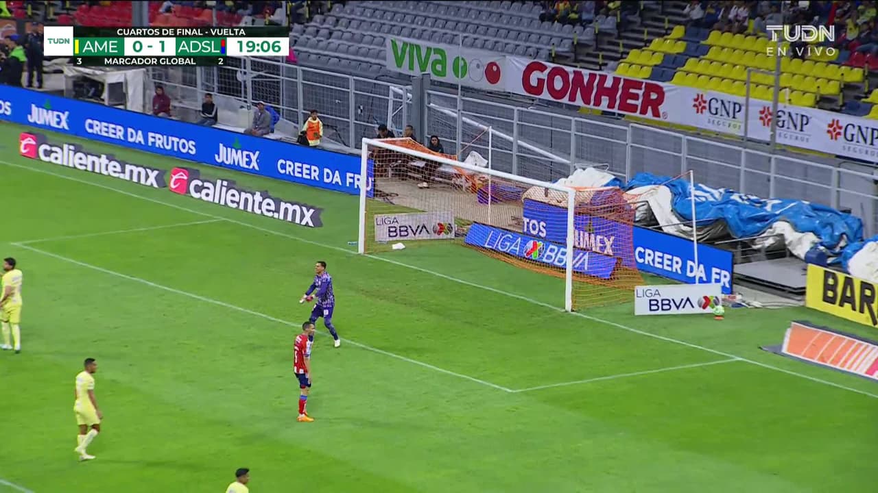 ¡TIRO ATAJADO! disparo por Javier Güémez.