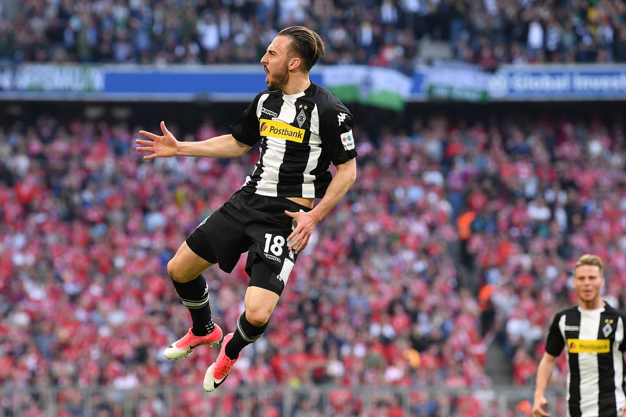 Al minuto 9, Drmic metió el susto en el estadio del Bayern marcando el 1-0 parcial para la visita.